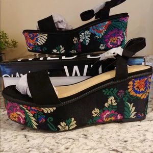 Brand new platform wedge shoes